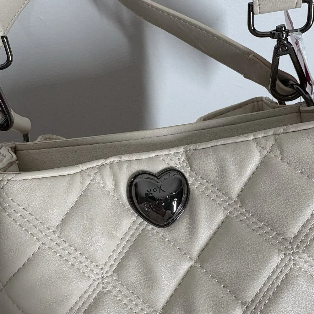 Betsey Johnson betsey johnson